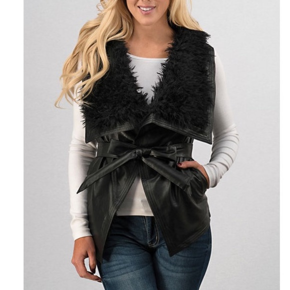 SALE !!! Black Faux Leather Sherpa Fur Vest Jacket - Picture 2 of 4